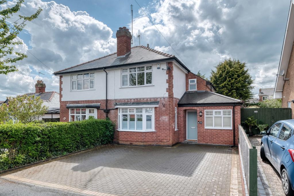 Princes Avenue, Droitwich, WR9 7DE 3 bed semidetached house £340,000