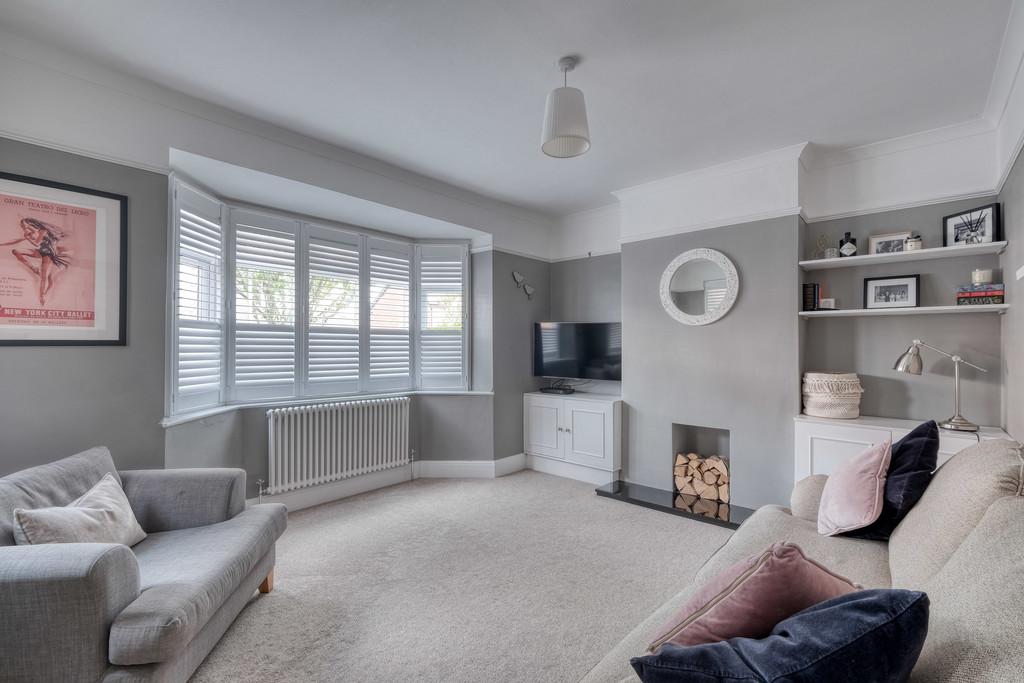Princes Avenue, Droitwich, WR9 7DE 3 bed semidetached house £340,000