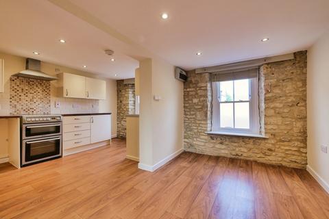 3 bedroom apartment to rent, Cricklade Street, CIRENCESTER