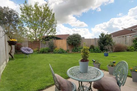 1 Meadow Close, Colsterworth, Grantham, NG33 5HS