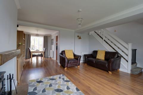 1 Meadow Close, Colsterworth, Grantham, NG33 5HS