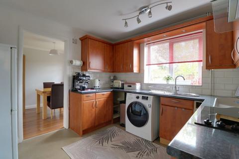 1 Meadow Close, Colsterworth, Grantham, NG33 5HS