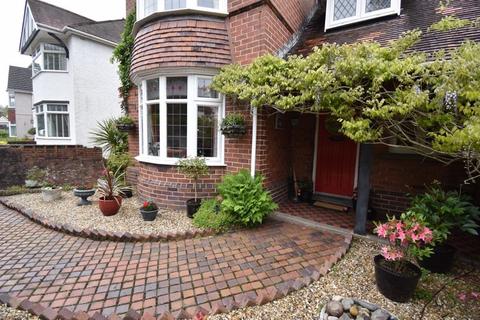 106 Lewis Road, Neath, SA11 1DQ