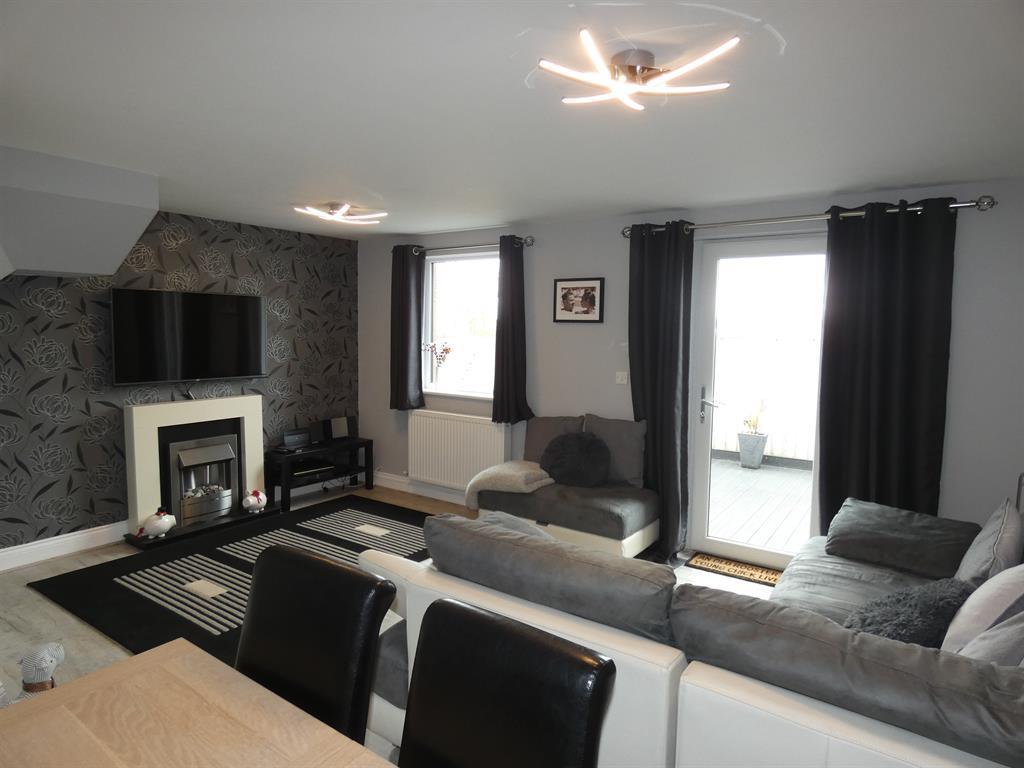 Greystoke Park Road, Penrith, CA11 9BT 2 bed terraced house £157,000