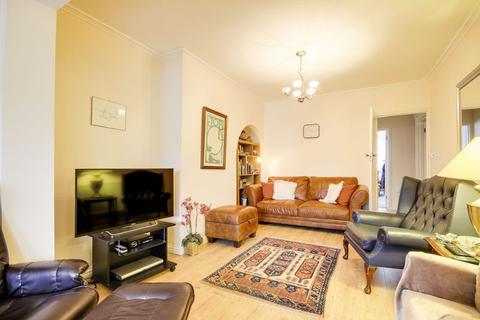 35 Steeplestone Close, London, N18 1JH