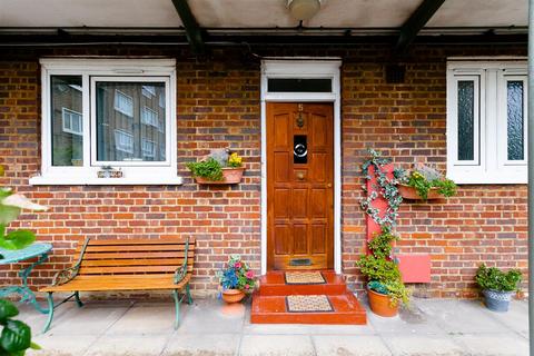Flat 5, Mary Macarthur House Warley Street, London, E2 0QD