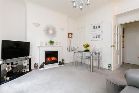 Flat 5, Mary Macarthur House Warley Street, London, E2 0QD