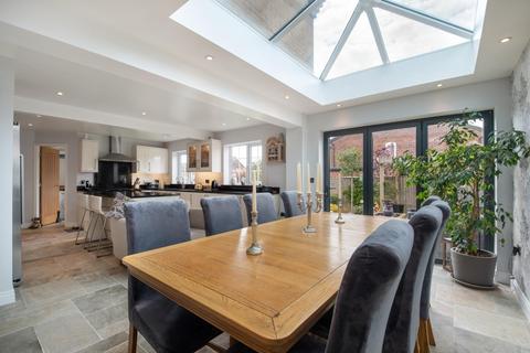 22 Thornlands, Easingwold, York, YO61 3QQ