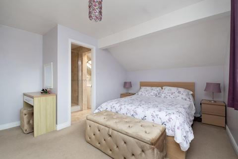 22 Thornlands, Easingwold, York, YO61 3QQ