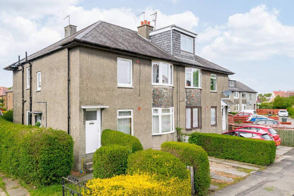 3 Broomburn Grove, Corstorphine, EH12 7NN 2 bed villa £175,000