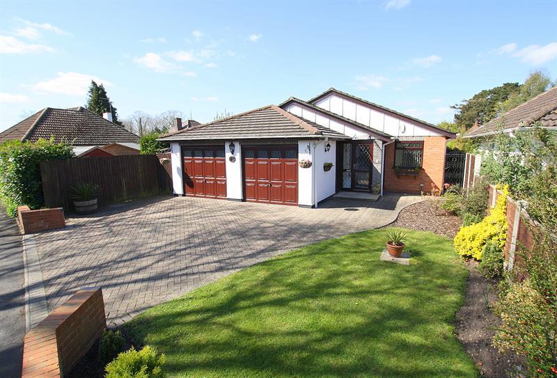 Parley Close, West Parley, Ferndown 3 bed detached bungalow £399,950