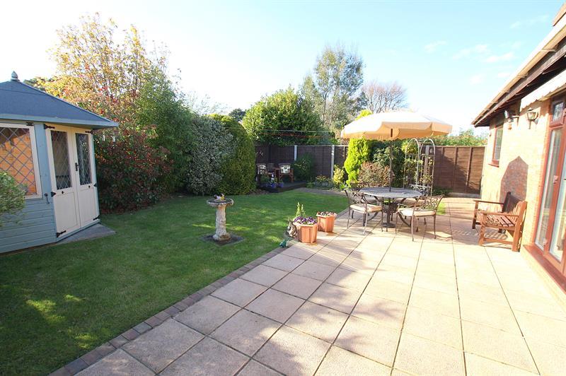 Parley Close, West Parley, Ferndown 3 bed detached bungalow £399,950