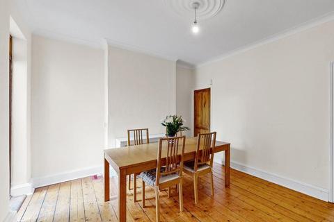 43 Belsize Avenue, London, W13 9TF