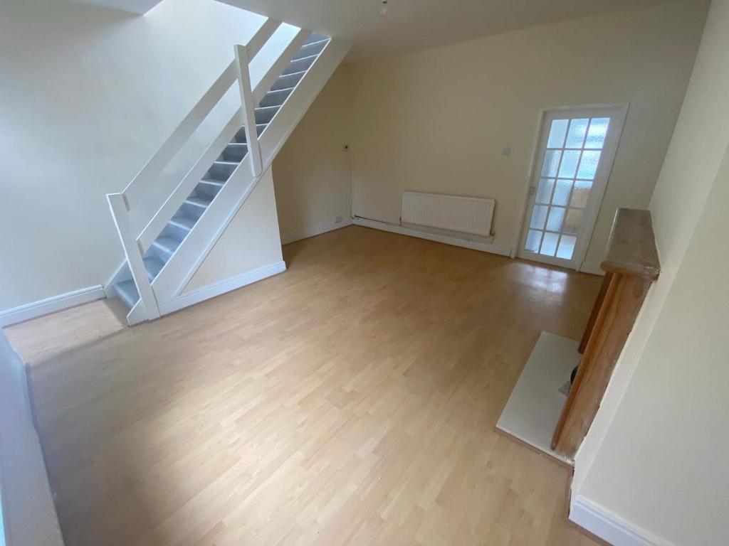 Mary Street, Blaydon Burn... 2 bed terraced house £500 pcm (£115 pw)