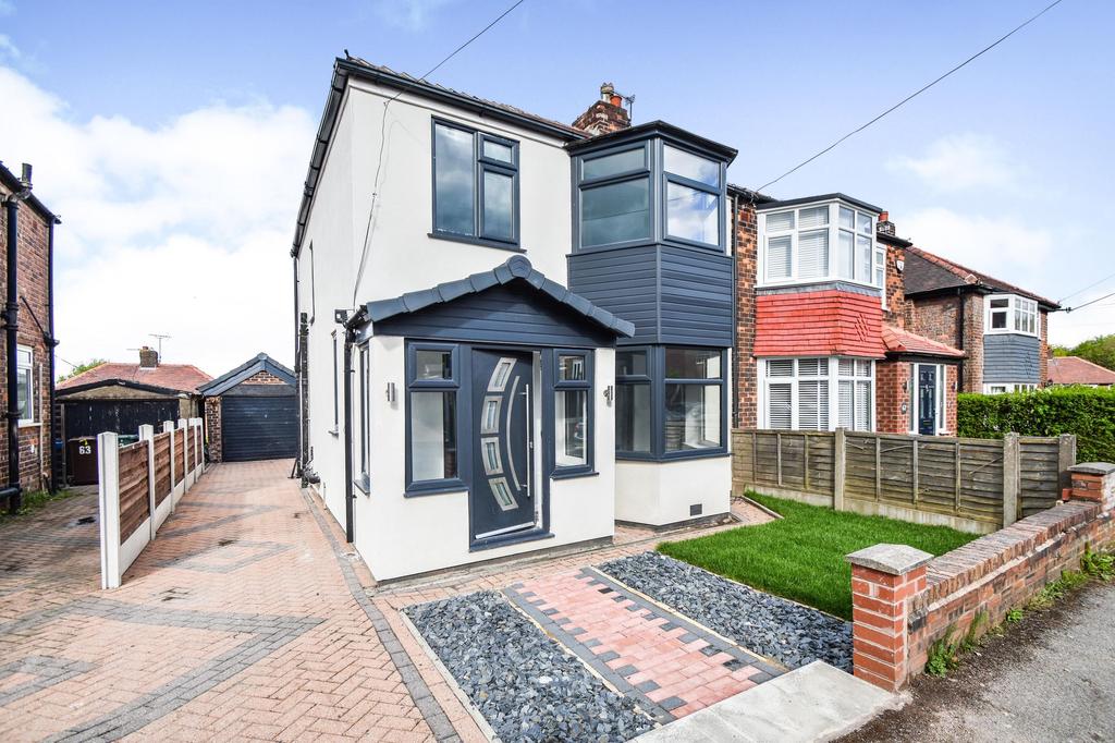 Ridge Crescent, Whitefield, M45 3 bed semidetached house £245,000