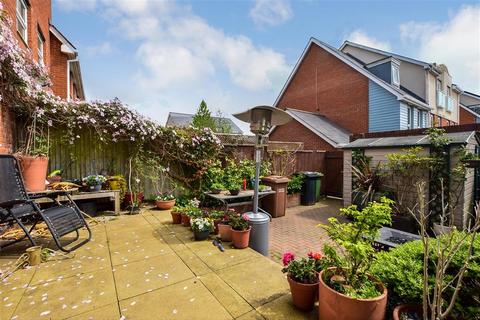 20 Burrage Road, Redhill, RH1 1TL