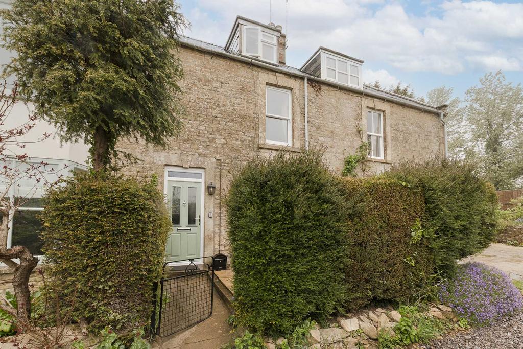 Common Lane, Chipping Norton 2 bed terraced house £350,000