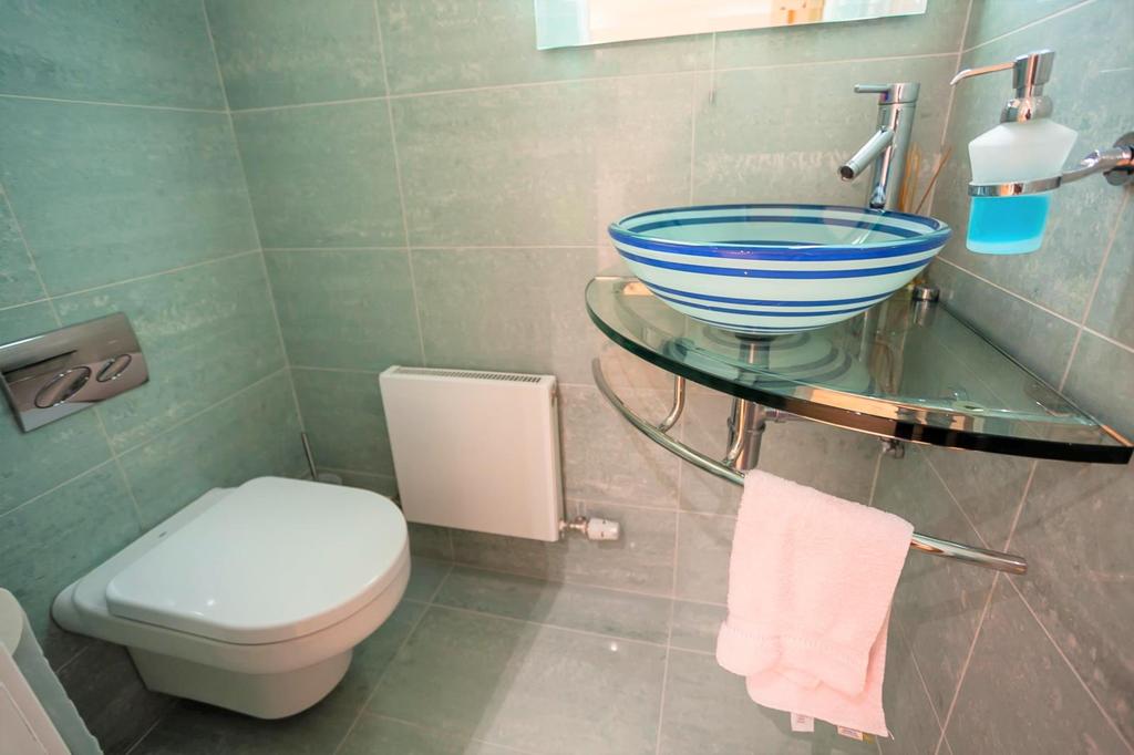 Downstairs Guest WC