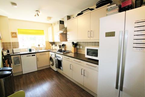 35 Rostron Close, West End, Southampton, SO18 3AF