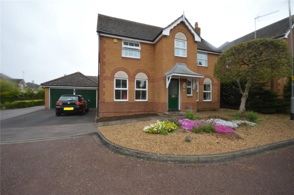Gatehill Gardens, Luton, Bedfordshire, LU3 4 bed detached house £