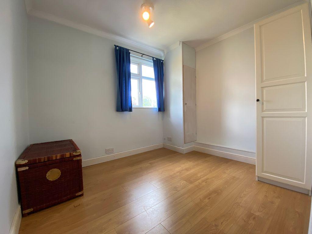 Bedroom 4 (Double)