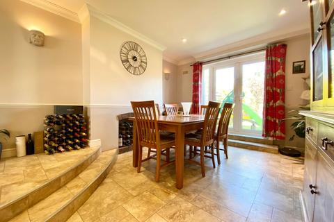6 Rydal Drive, Bexleyheath, DA7 5EE