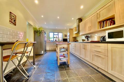 6 Rydal Drive, Bexleyheath, DA7 5EE