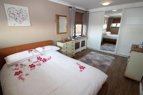 13 Broom Mead, Bexleyheath, DA6 7NZ