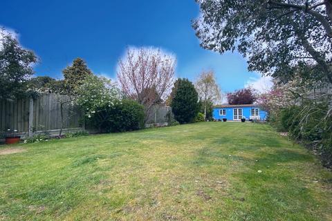 6 Silverdale Road, Bexleyheath, DA7 5AB