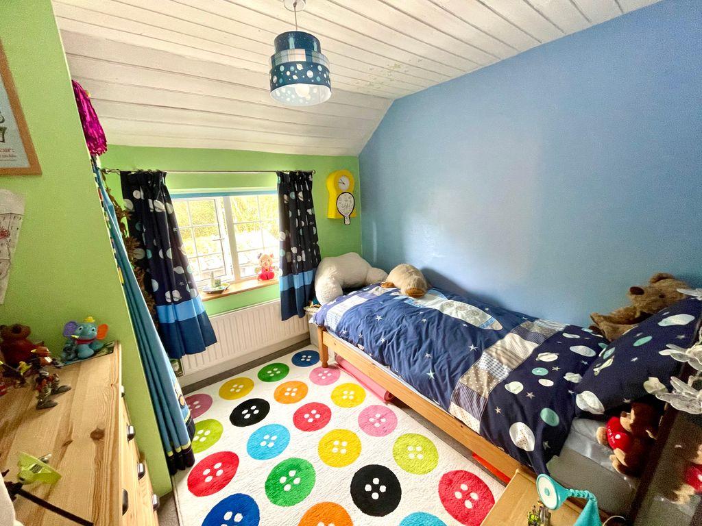 Bedroom 3 (Double)