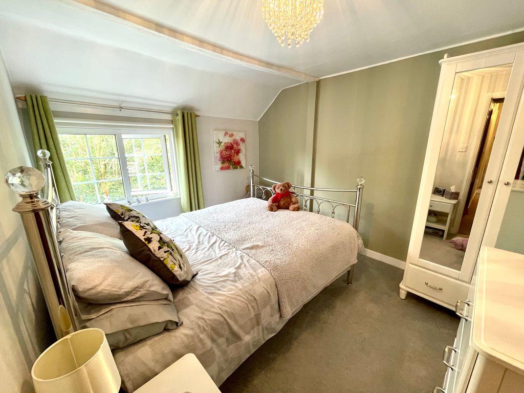 Bedroom 2 (Double)
