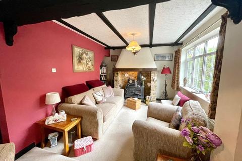 Anneth Lowan Cottage Warren Road, Chelsfield, Orpington, BR6 6ER