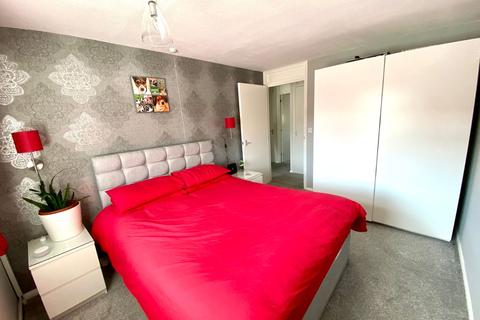 2 Garden Row, Northfleet, Gravesend, DA11 7JP