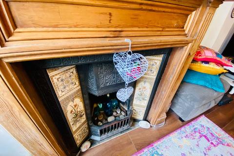 6 East Road, Welling, DA16 3DT