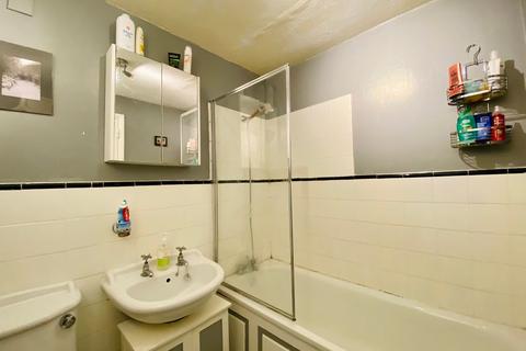 2 Chalkstone Close, Welling, DA16 3DJ