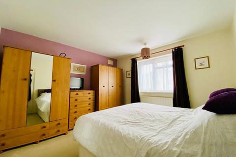 28 Bristow Road, Bexleyheath, DA7 4QA