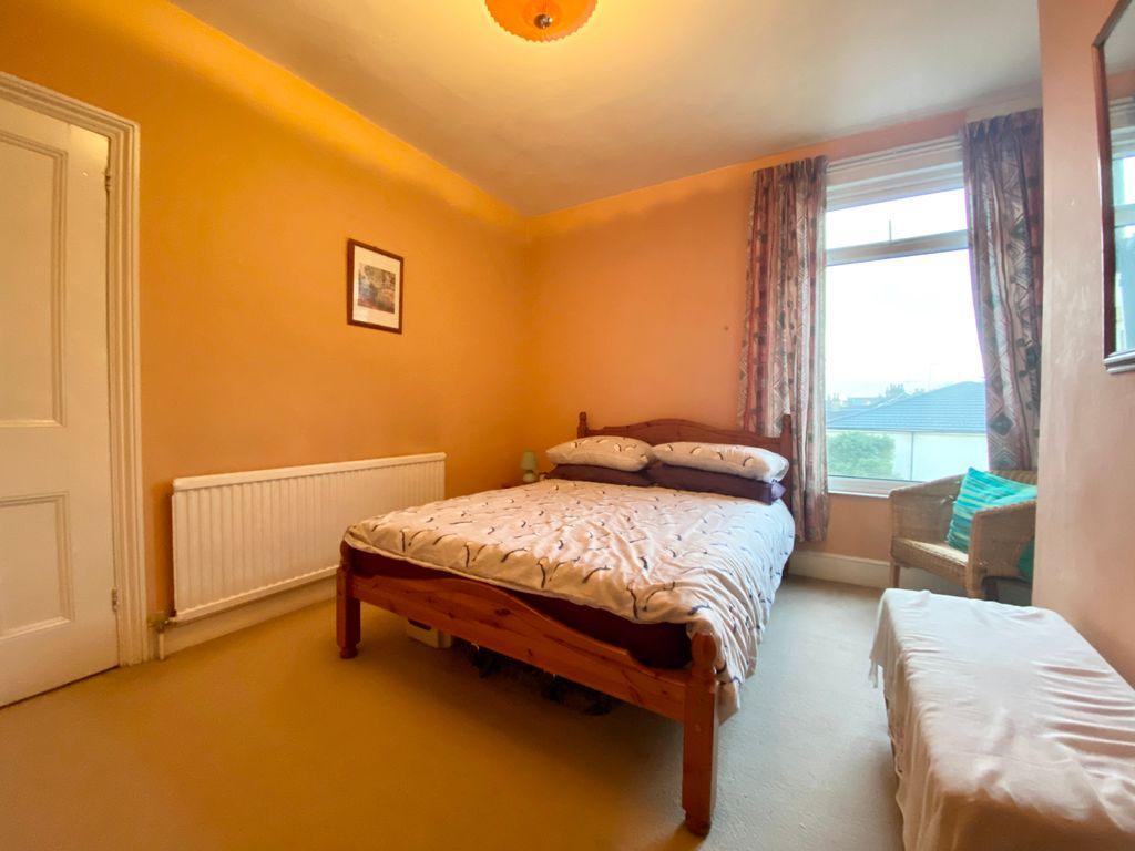 Bedroom 2 (Double)