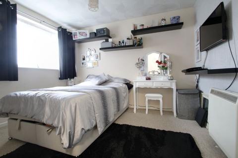 47 Regent Square, Belvedere, DA17 6EP