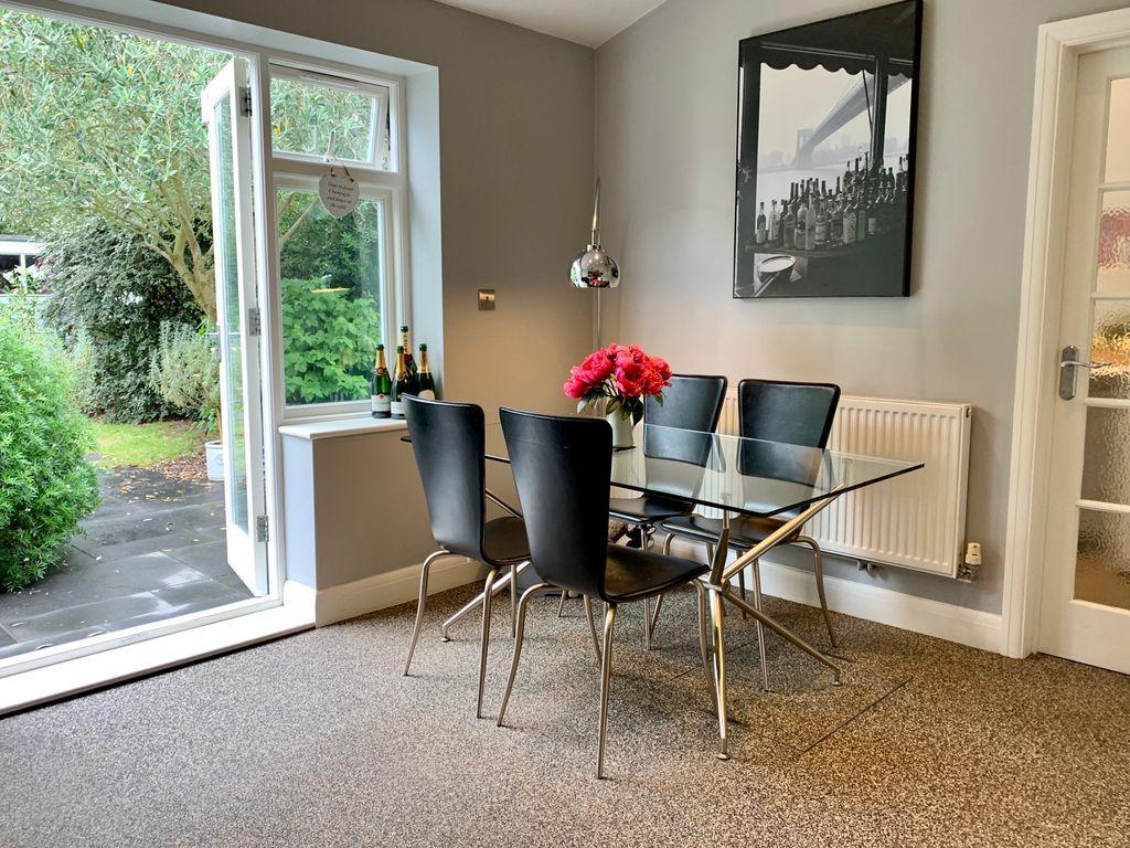 Kitchen/breakfast area