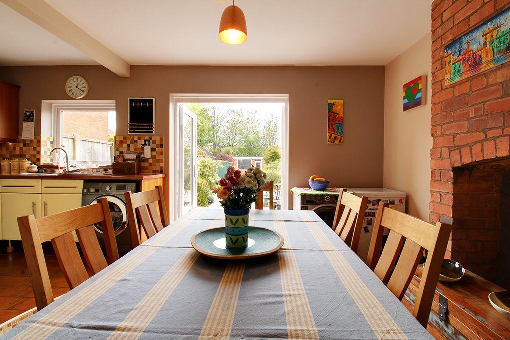 Uplands Avenue, Rowley Regis B65 9PX 3 bed end of terrace house £220,000