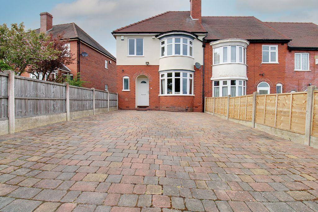Uplands Avenue, Rowley Regis B65 9PX 3 bed end of terrace house £220,000