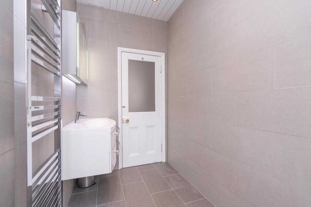 Shower Room Alt
