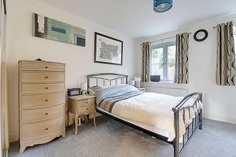 6 Apple Tree Close, High Wycombe, HP13 7PE