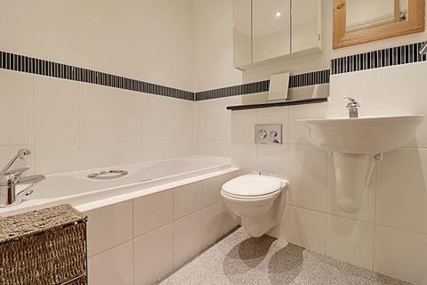 6 Apple Tree Close, High Wycombe, HP13 7PE