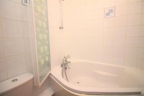 36a Bondgate, Otley, LS21 1AD