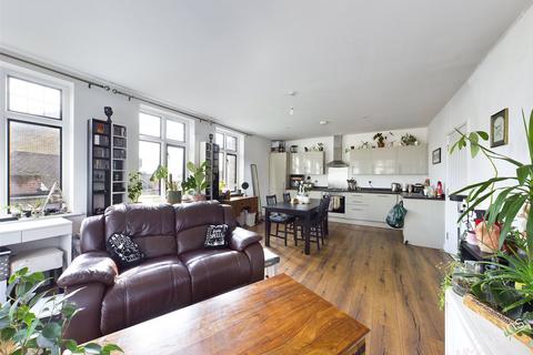 2 bedroom flat to rent, St Faiths Street, Maidstone, Kent, ME14