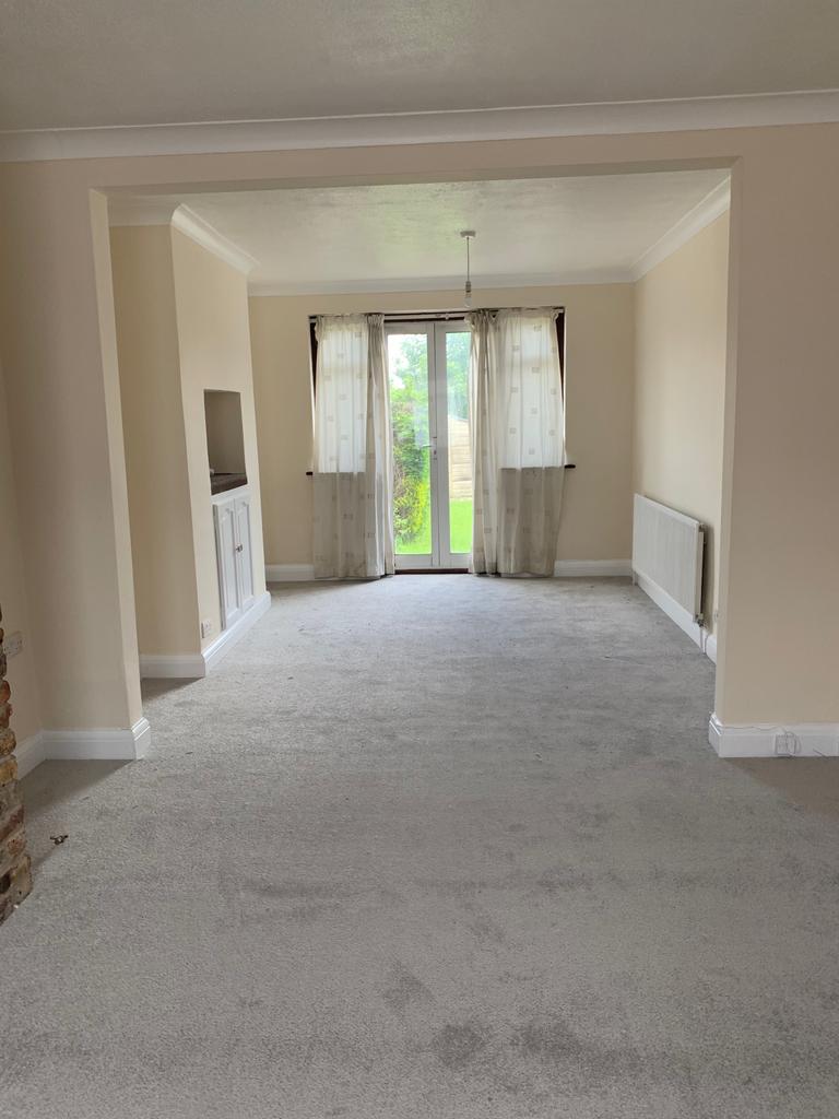Waverley Road, HARROW, HA2 3 bed terraced house £1,650 pcm (£381 pw)