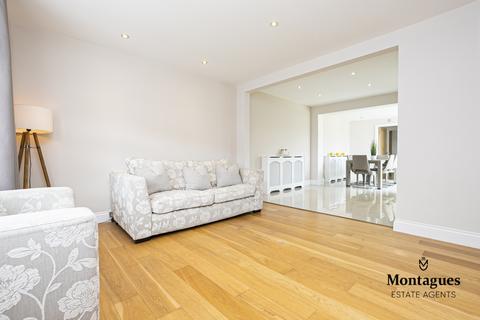 26 Shaftesbury Road, Epping, CM16 5BH