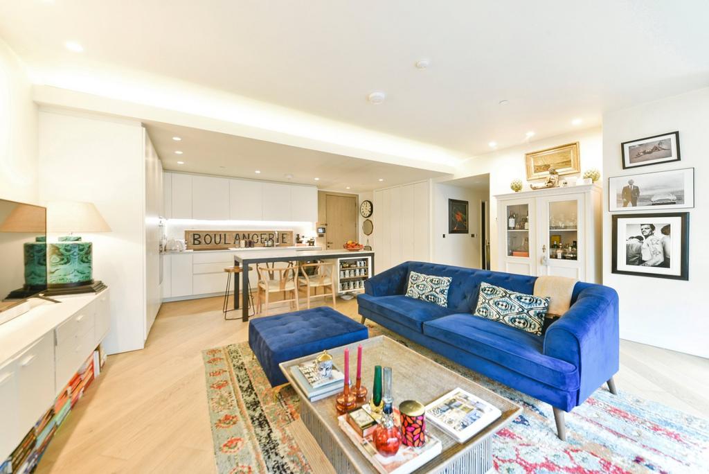 Kitchen/Living Area