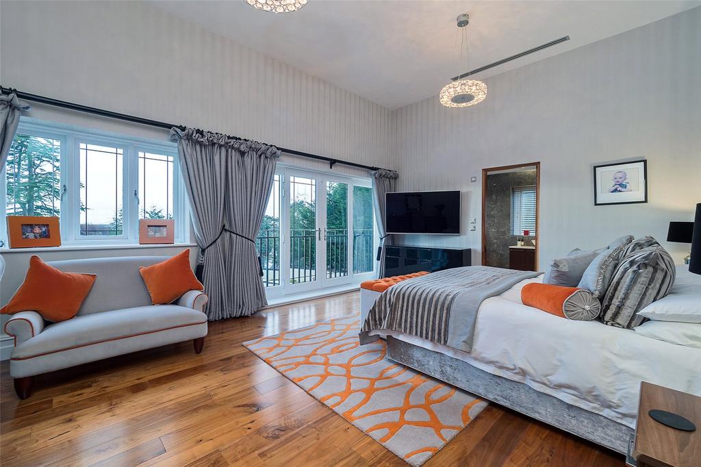 Main Bedroom